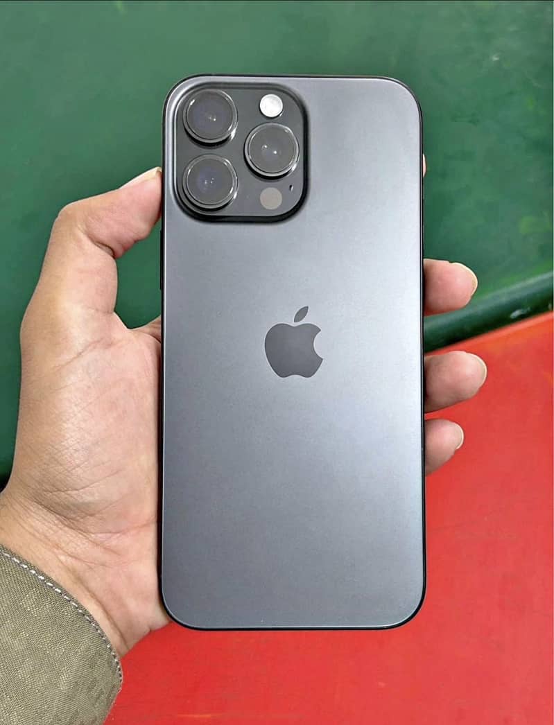 Iphone 16 pro max jv 1