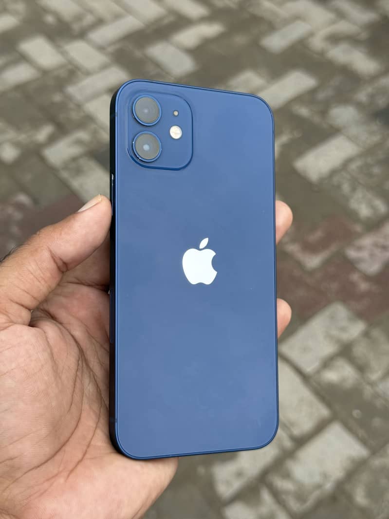 Apple iPhone 12 3