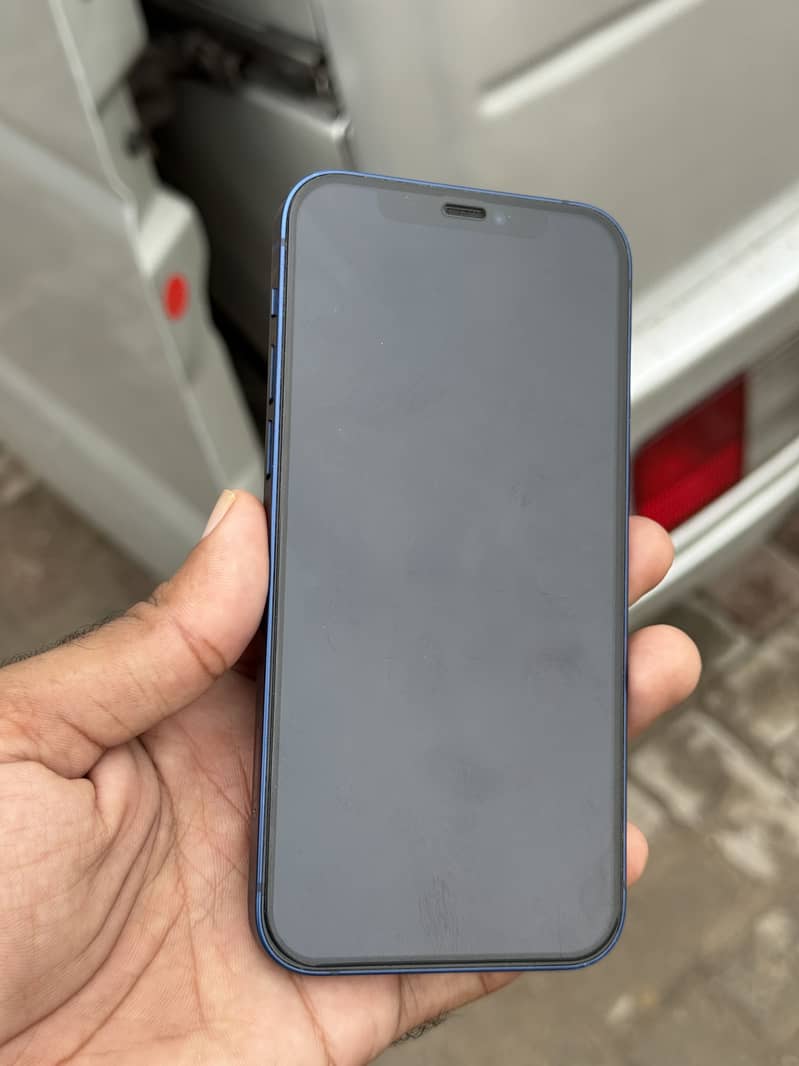 Apple iPhone 12 6