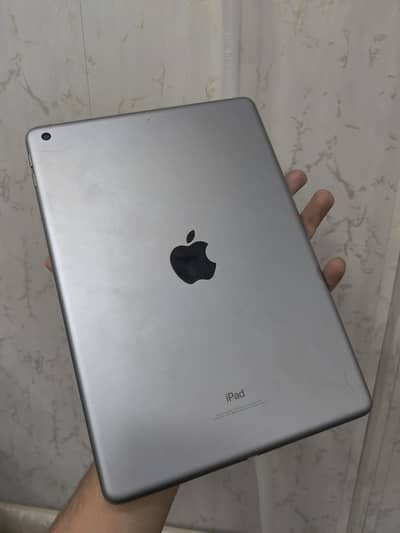 iPad 5th Generation 32GB