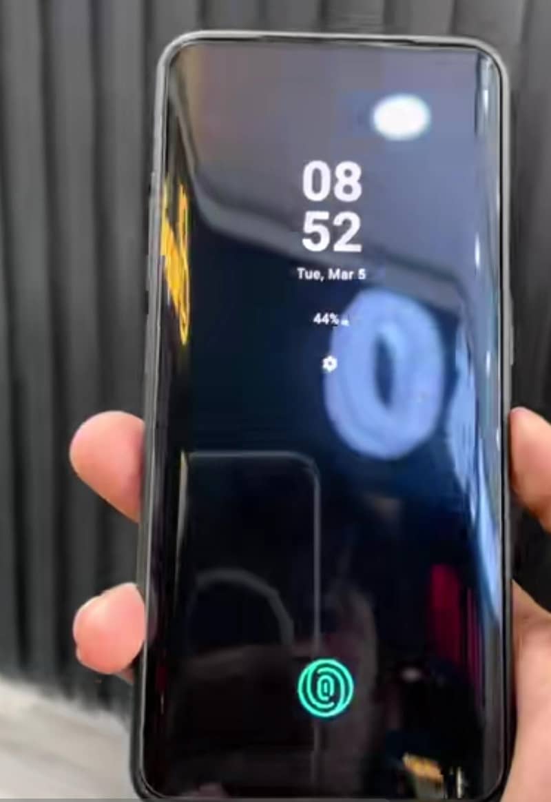 One Plus 7 Pro 1