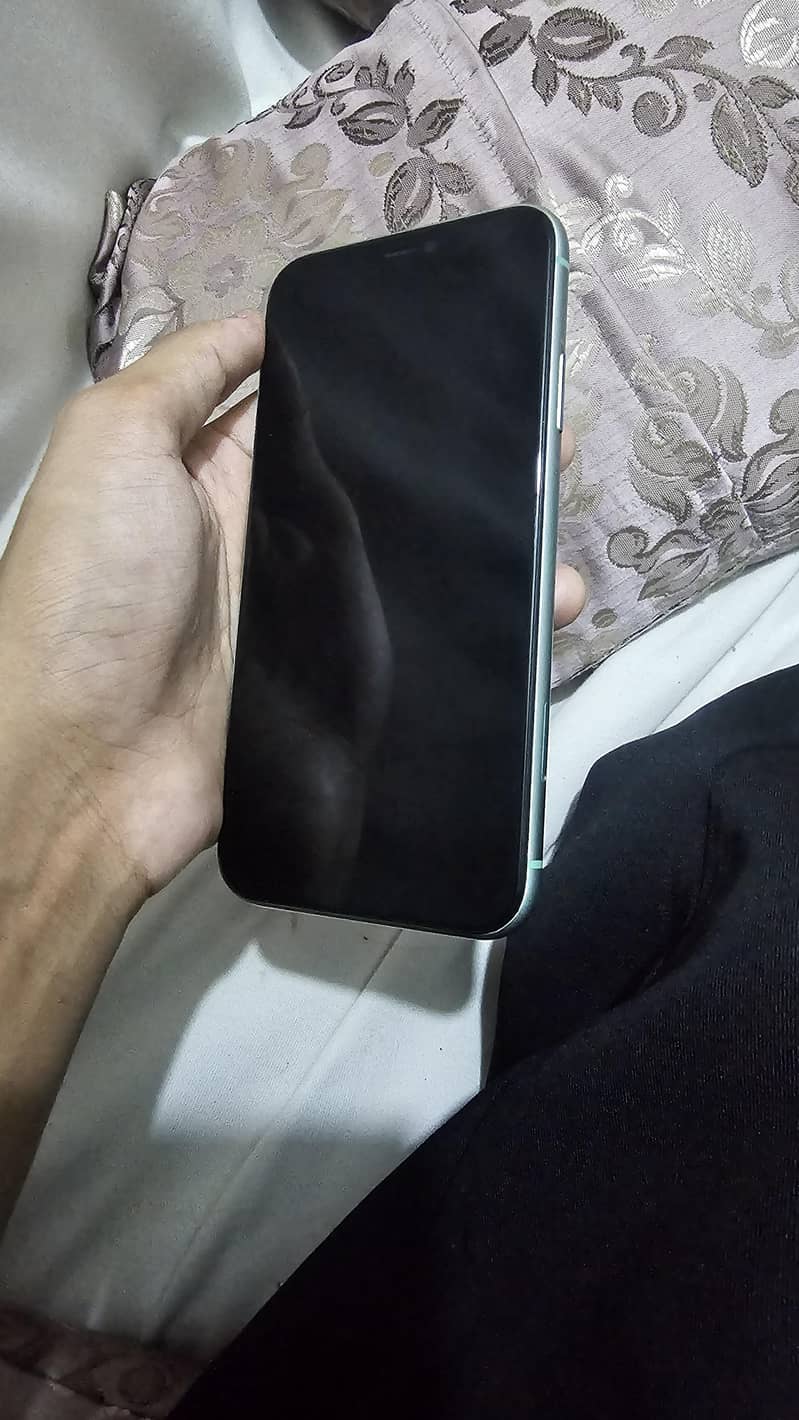 Apple iPhone 11 2