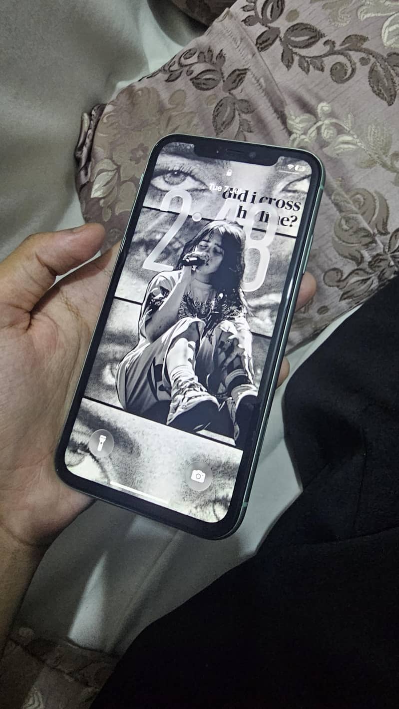 Apple iPhone 11 6