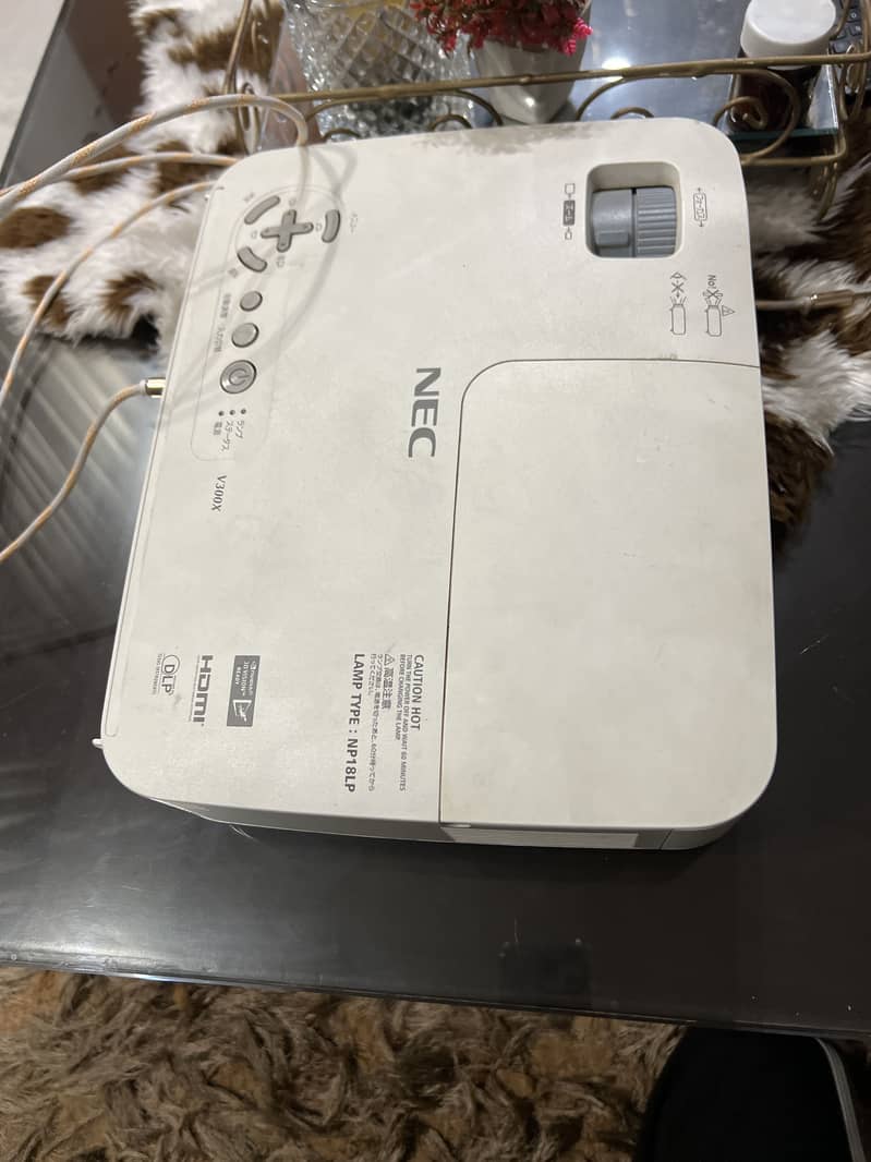 Nec projector 1