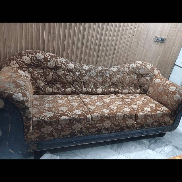 5 seater sofa 0