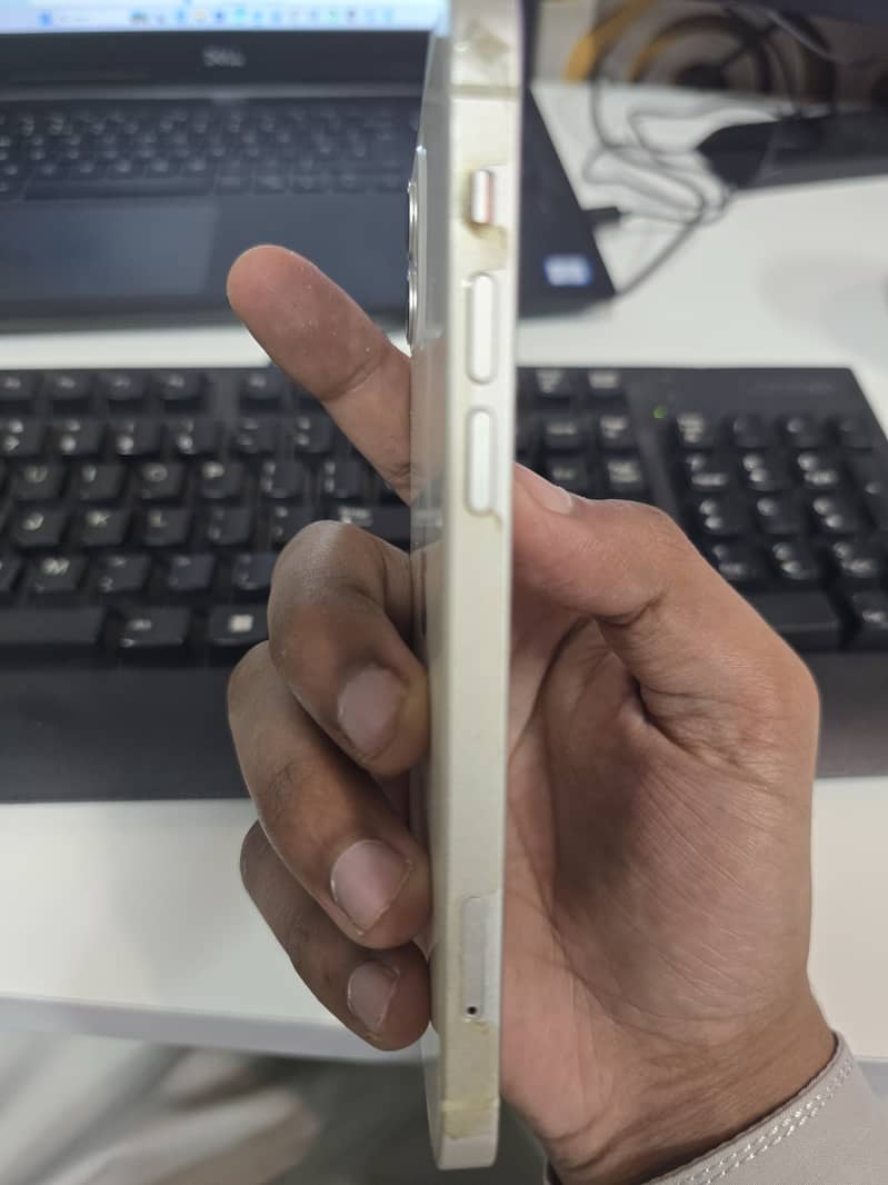 Apple iPhone 12 1