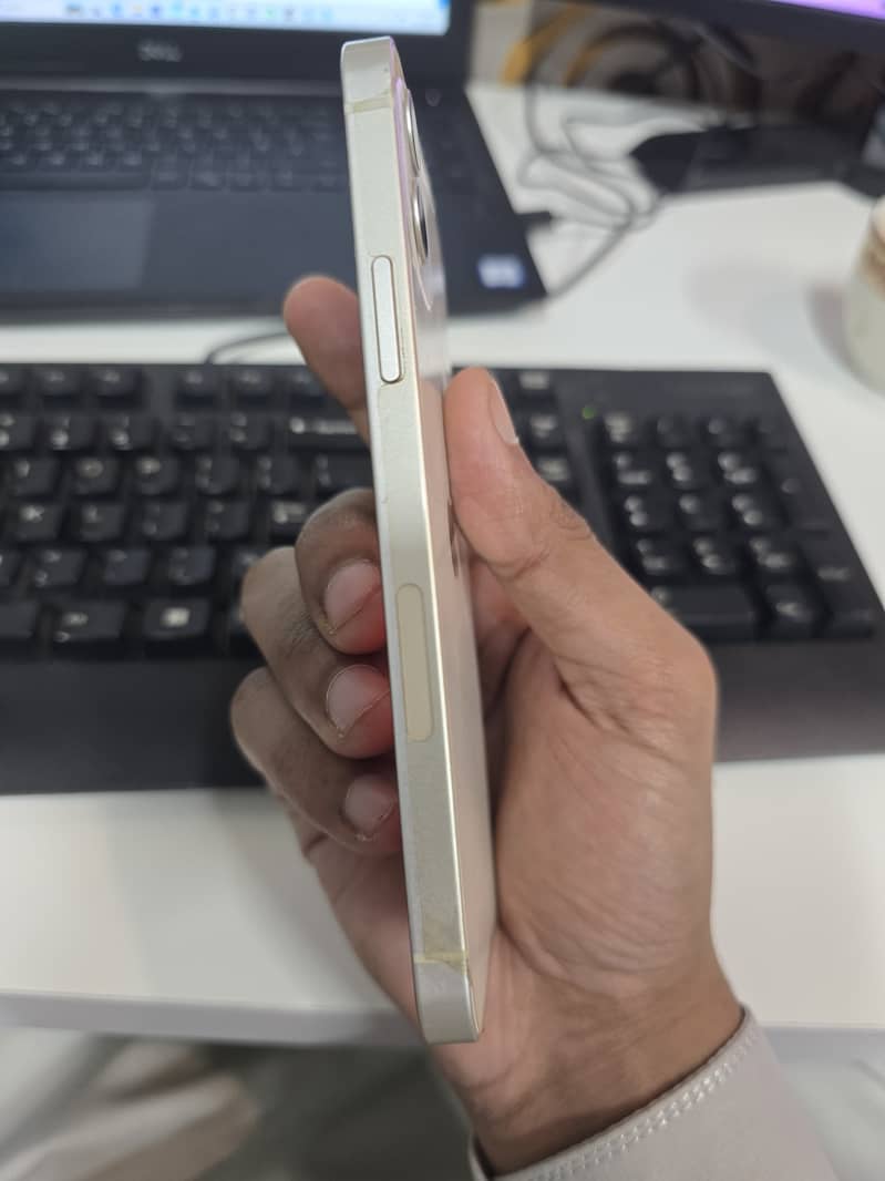 Apple iPhone 12 6