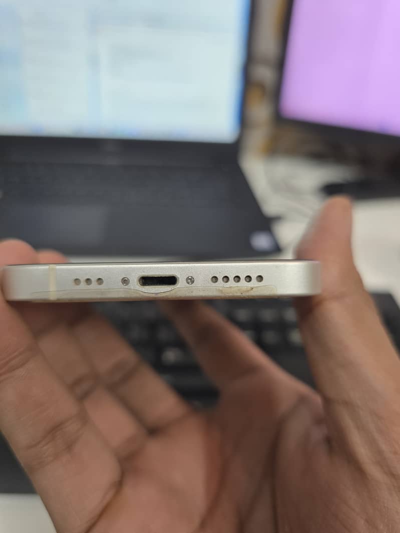 Apple iPhone 12 8