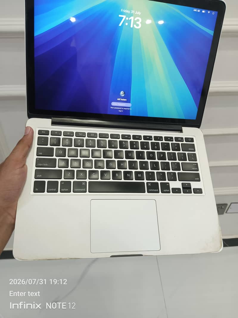 MacBook Pro 2015 Scratchless Condition 7