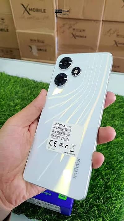 Infinix Hot 30 Play 4+64 10/10