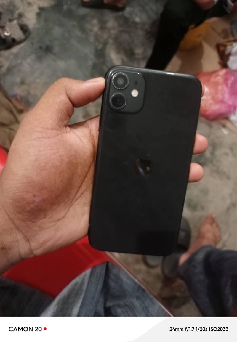 Apple iPhone 11 0