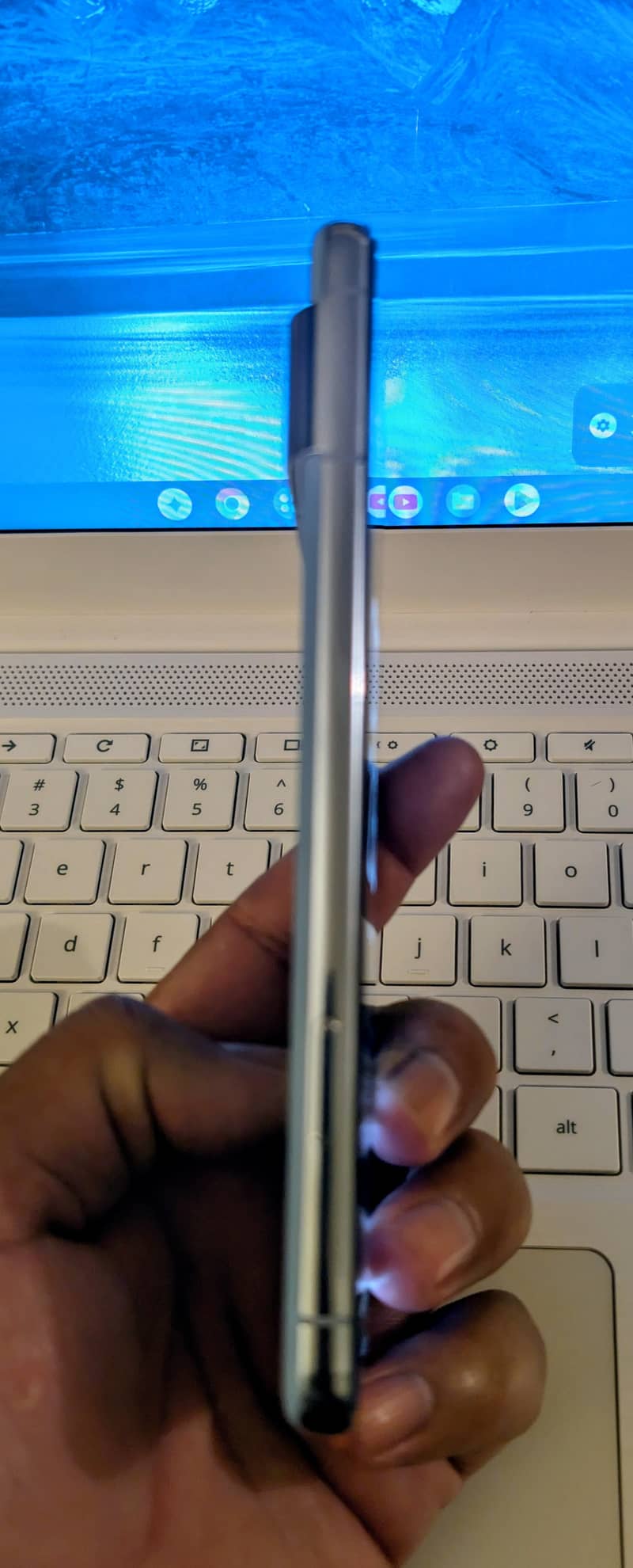 Google pixel 8pro 4