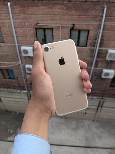 Apple iPhone 7