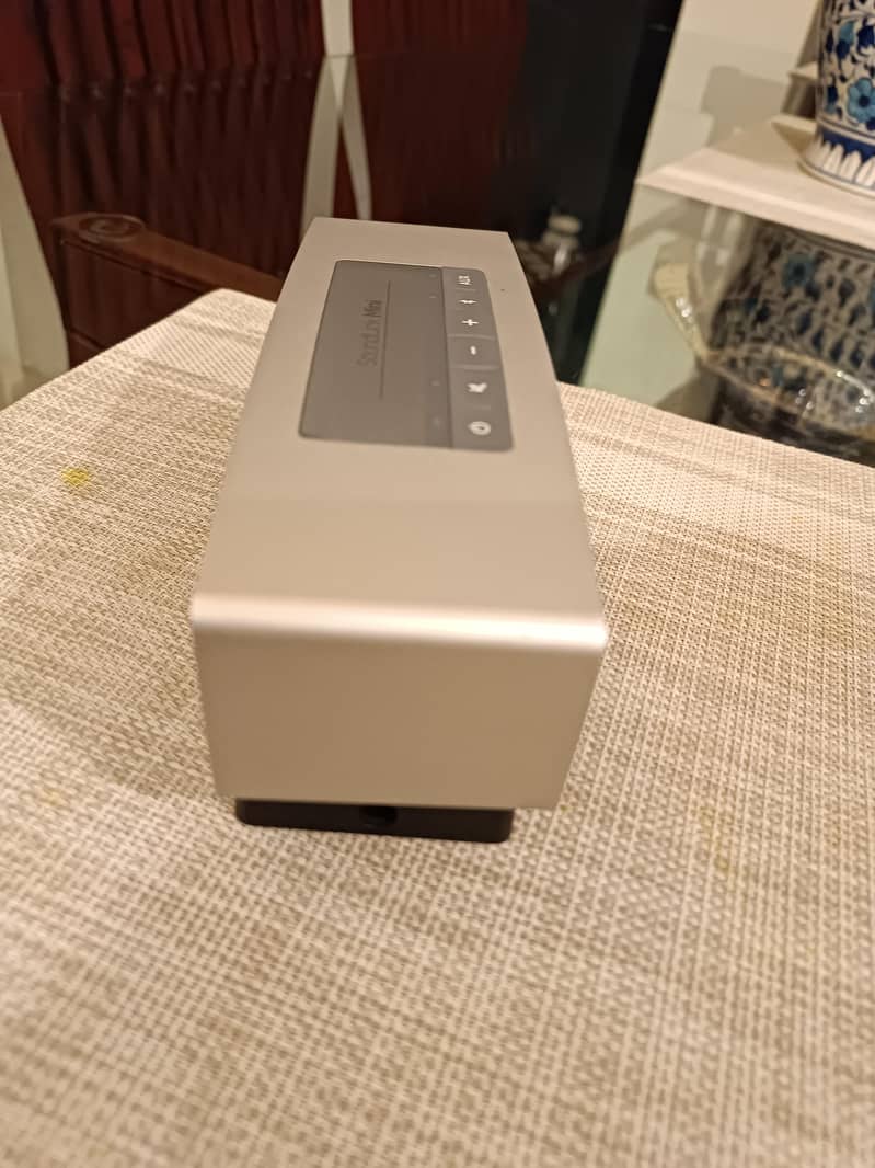 Bose SoundLink Mini 5