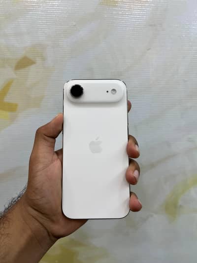 Apple iPhone 17 Air 256GB Gold – 99% Battery Health