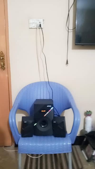 Xpod speaker