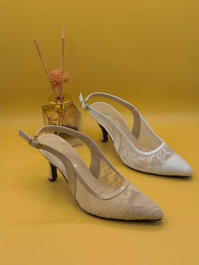 Lady's shoes