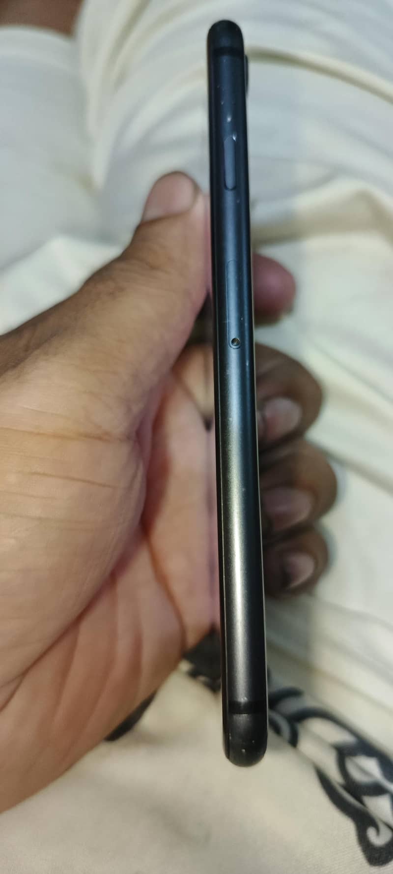 Apple iPhone 8 4
