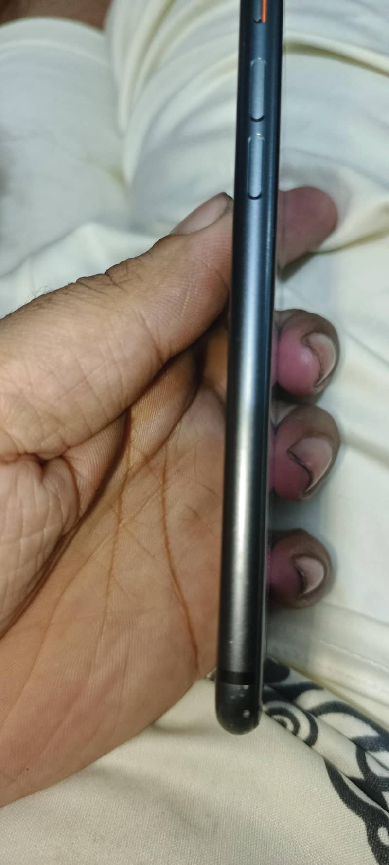 Apple iPhone 8 5