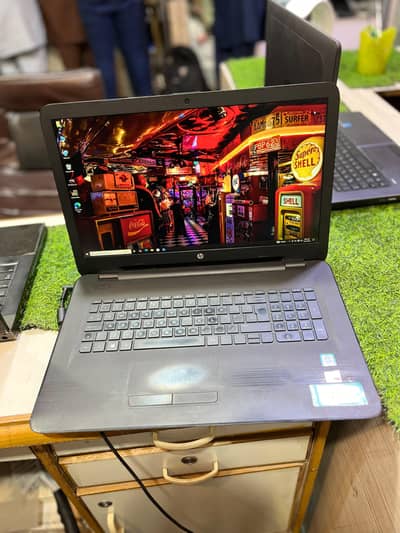 HP Notebook 17 | Core i5 6th Gen | 8GB RAM | 256GB SSD | 2GB AMD GPU