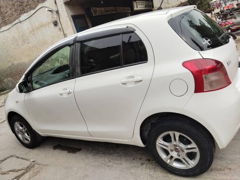 vitz  2007 2