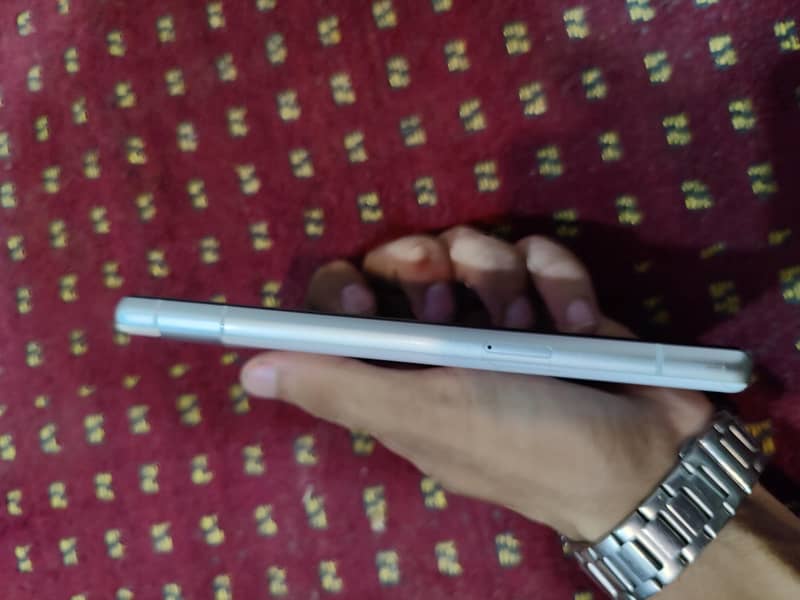 Google Pixel 7a 4