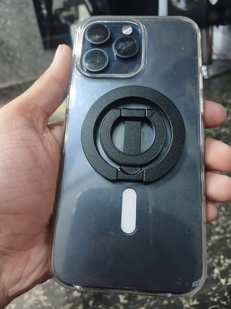 Apple iPhone 15 Pro Max 1