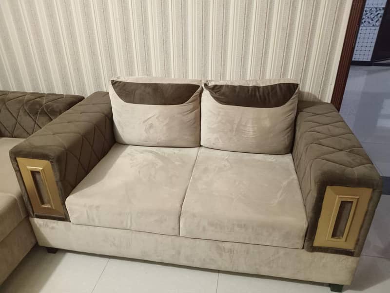 sofa set with covers 0