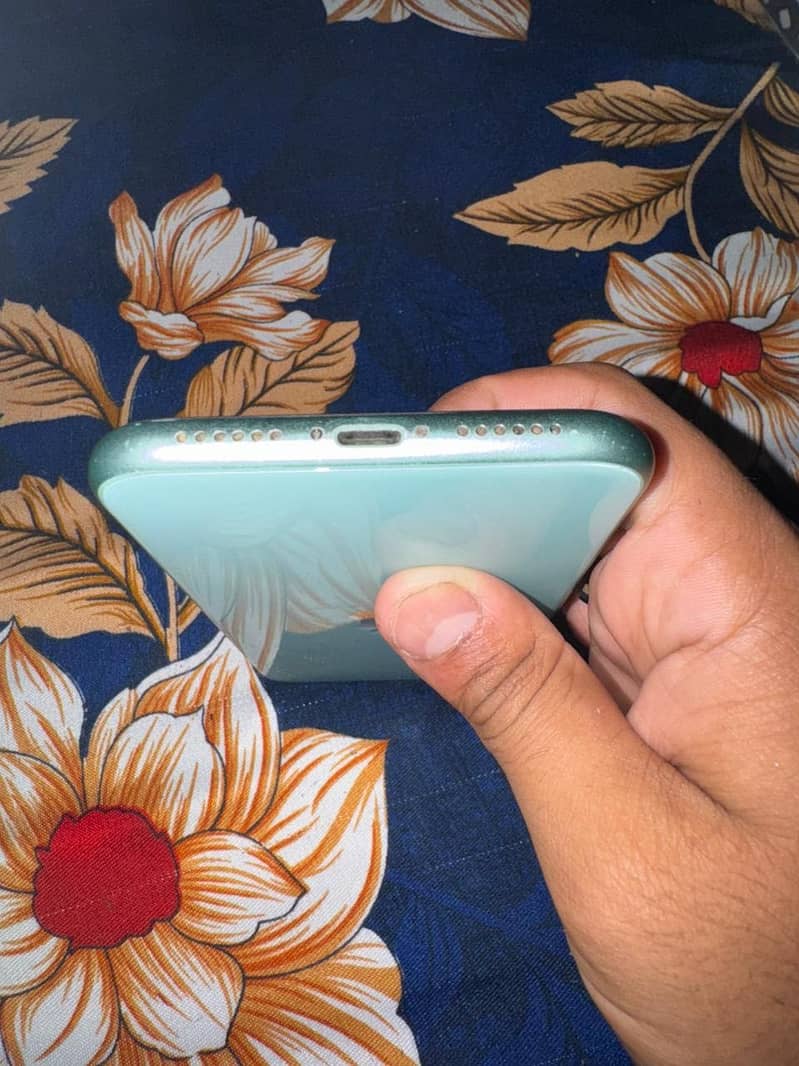 Apple iPhone 11 1