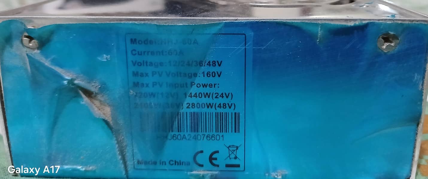 MPPT SOLAR CHARGE CONTROLLER 1
