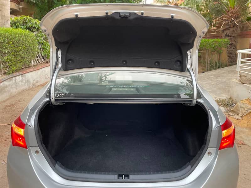 Toyota Corolla Gli 2018 4