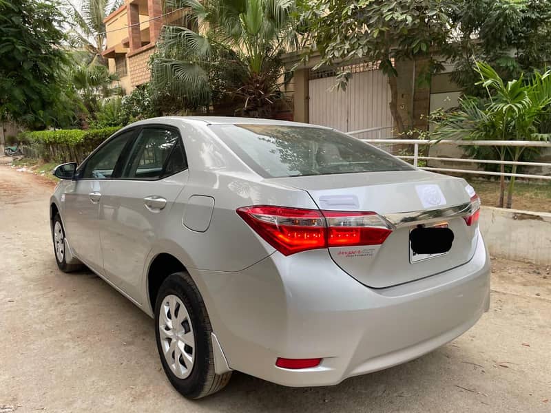 Toyota Corolla Gli 2018 8