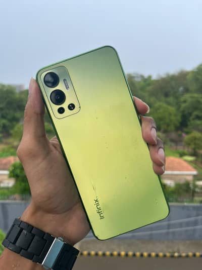 Infinix Hot 12