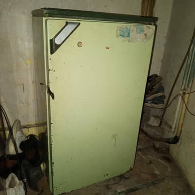 Fridge for Urgent Sale