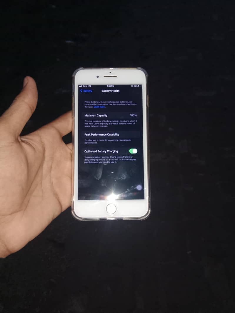 Apple iPhone 7 Plus 2