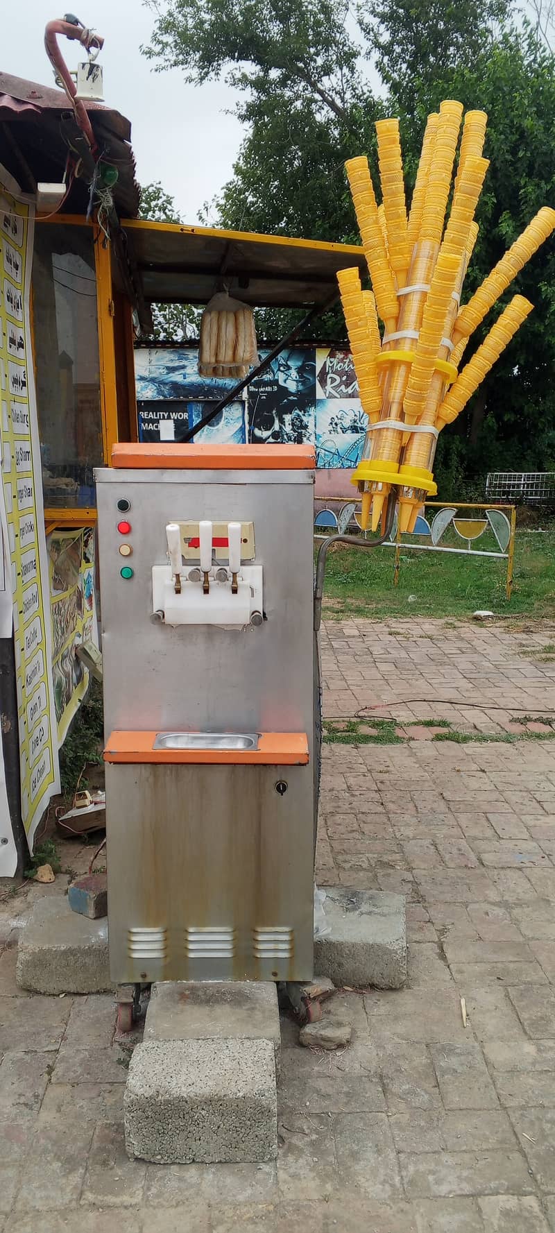 Ice cream machine 1