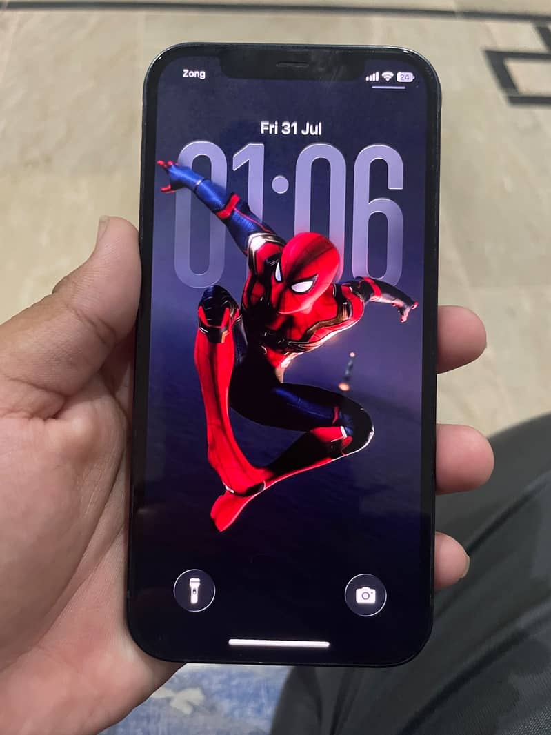Apple iPhone 12 3