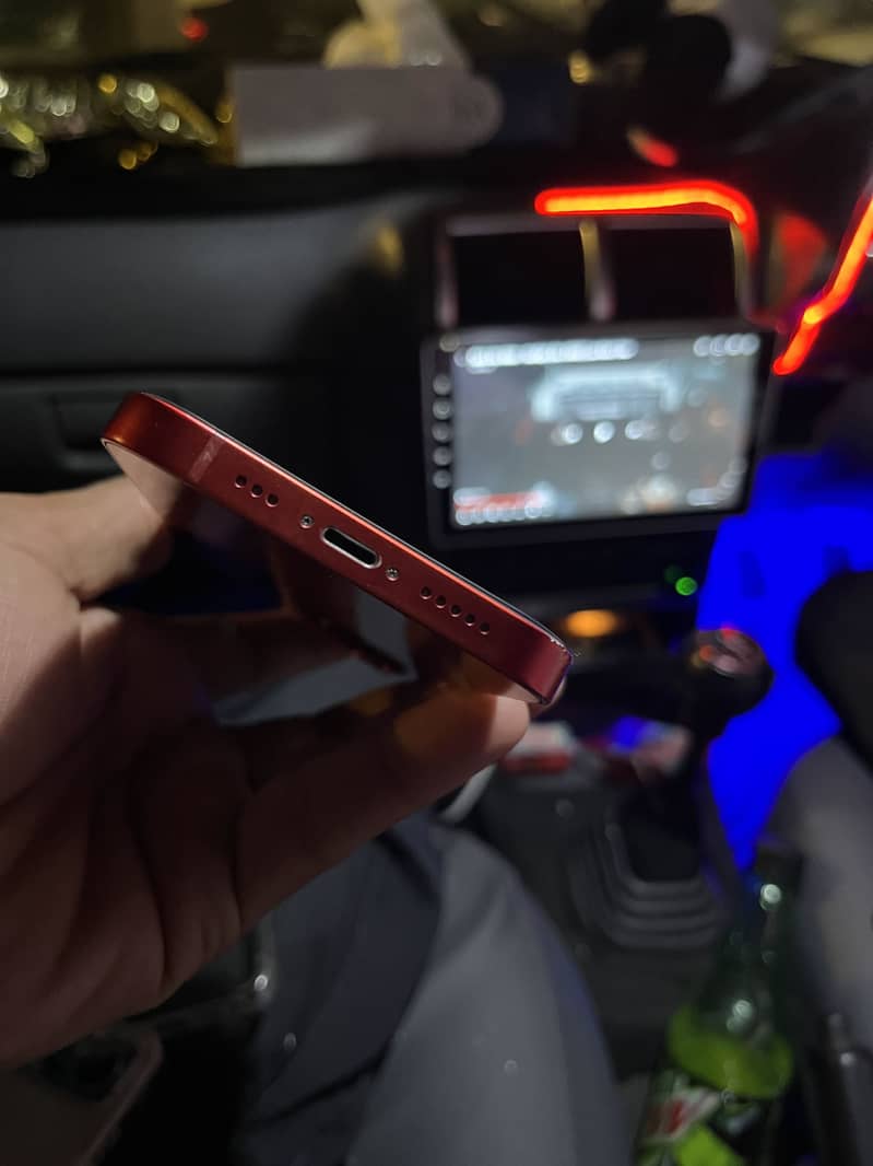 Apple iPhone 13 1