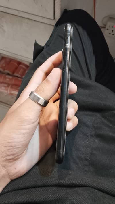 Apple iPhone XR