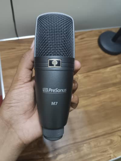 Professional Studio Condenser Microphone Used Like New PreSonus M7