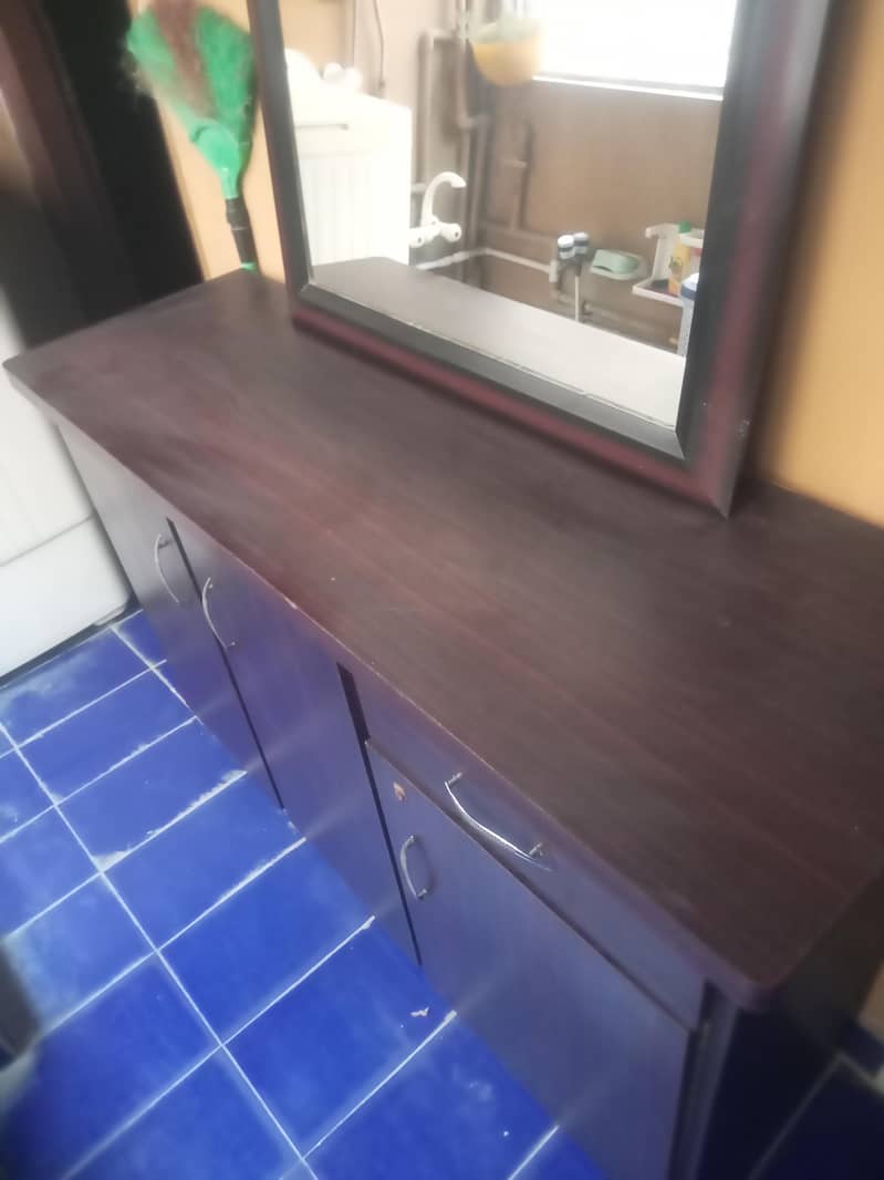 Sideboard With Storage Lamination Without Mirror 1