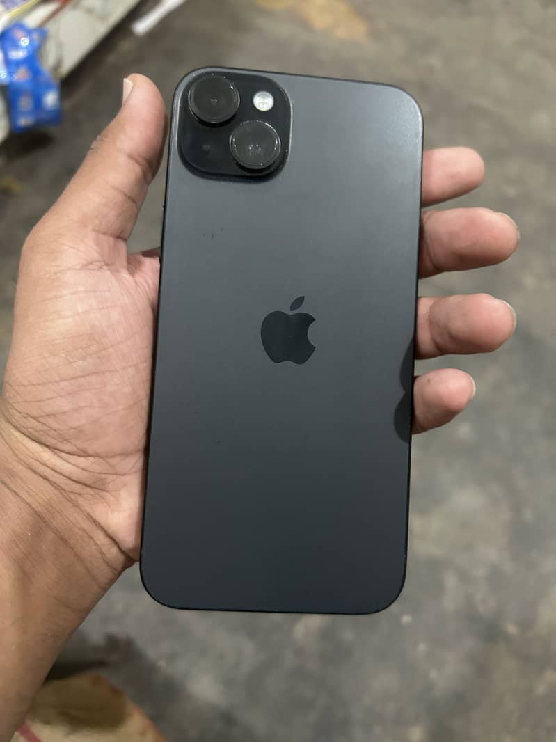 Apple iPhone 15 plus 3