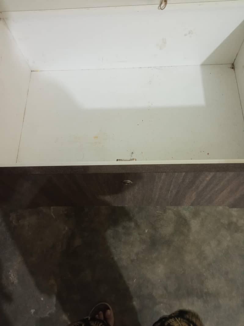 dressing table 3