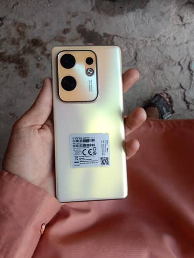 Infinix Zero 30