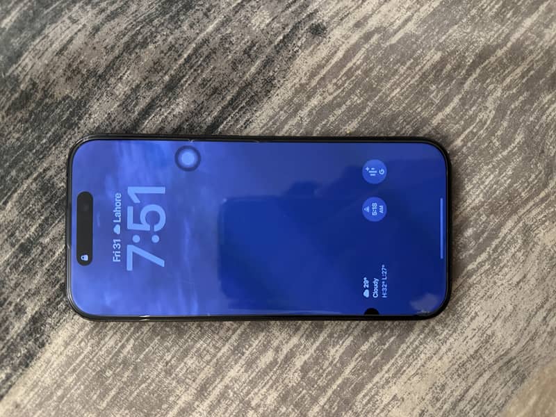 Apple iPhone 15 Pro 4