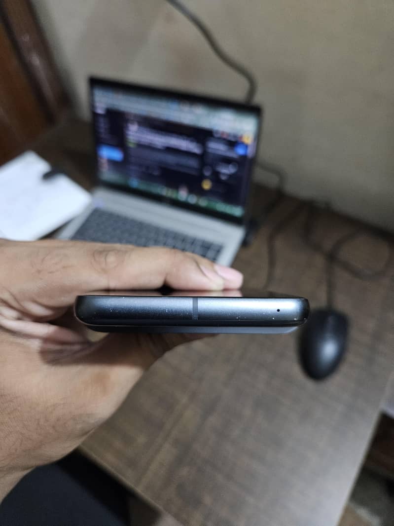 10/10 Google Pixel 8 4