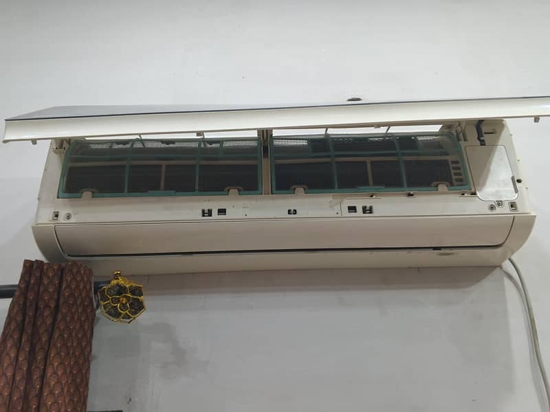 ORIENT ENERGY EFFICIENT 4