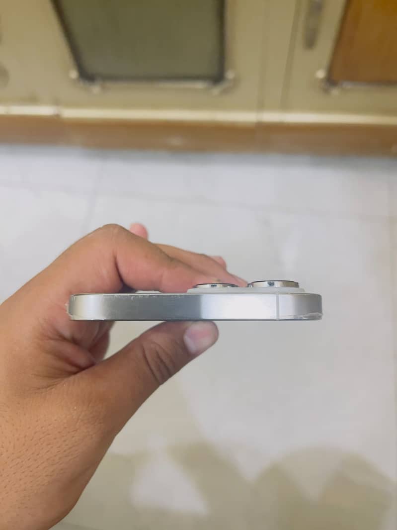 Apple iPhone 14 Pro Max 2