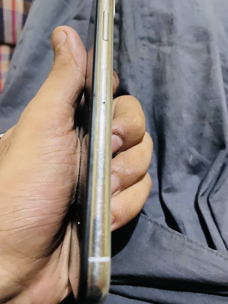 Apple iPhone X 2