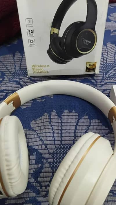 headphones h002